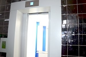 В ялтинских многоэтажках запустили новые лифты
