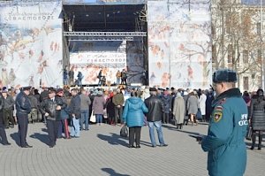 Специалисты МЧС России по городу Севастополю обеспечили пожарную безопасность крестных ходов и культурно-массовых компаний