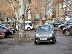 Первые полчаса на парковке у Дворца пионеров будут бесплатными, — администрация Симферополя
