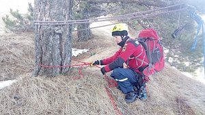 Спасатели эвакуировали трёх туристов с опасного участка горы Ай-Петри