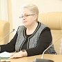 Наталья Маленко вручила награды крымчанам в преддверии Дня защитника Отечества