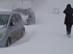 В Крыму по состоянию на 6 утра очистили от снега и льда 2052 км автомобильных дорог