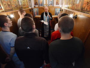 В колониях Крыма и СИЗО проводятся богослужения