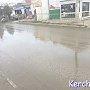 В Керчи на Ворошилова произошёл порыв водовода