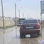 В Керчи на Куль-Обинском шоссе произошёл порыв водовода