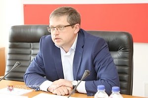 В крымском парламенте обсудили вопрос о передаче в собственность муниципалитетов объектов образования, построенных в рамках реализации ФЦП
