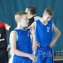 Лидирующие в юношеском баскетбольном первенстве Крыма симферопольцы одержали две новые победы