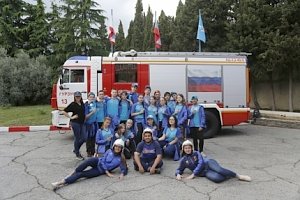 «Артековцы» прошли обряд посвящения от крымских спасателей
