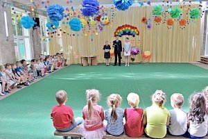 Росгвардейцы организовали «Путешествие в страну безопасности» для воспитанников симферопольского детского сада