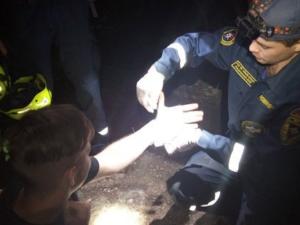 Всю ночь сотрудники МЧС спасали с крымских гор московских туристов
