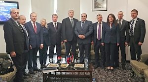Аксёнов встретился с губернатором провинции Латакия