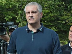 За срыв сроков ремонта дорог в столице Крыма персональную ответственность Аксенов возложил на Лукашева