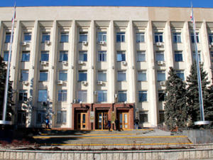 Парламентарии городского совета Симферополя проголосовали за кандидатуры трёх замов главы столичной администрации