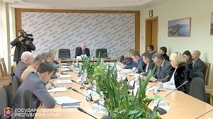 Обеспеченность Крыма топливом обсудили на заседании профильного парламентского Комитета