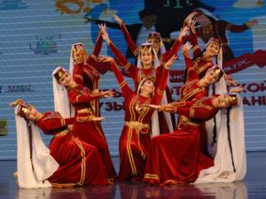 Победителей Республиканского фестиваля-конкурса крымско-татарской музыки, песни и танца наградят 23 декабря