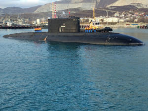 Экипаж подводной лодки Черноморского флота провёл учения в Чёрном море