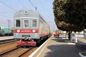 На участке Керчь-Армянск курсируют поезда с модернизированными вагонами