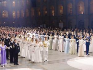 Кадеты из Алушты поучаствовали в рекорде в рамках Кремлевского бала