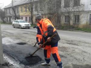 Глава администрации крымской столицы назвала основные недочёты в ремонте улиц