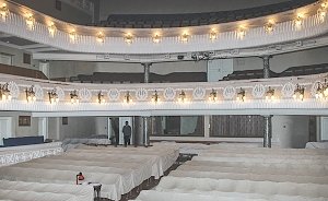 В эти выходные после вынужденной паузы открывается Крымский театр Горького