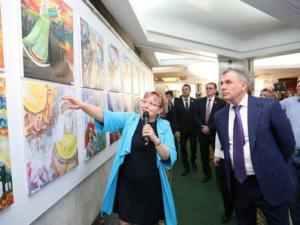 Выставка «Истории достоинства. От Владимира-до Владимира» открылась в столице Крыма