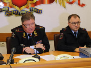 Глава Крыма ответил на вопросы граждан, заданные на «горячую линию»