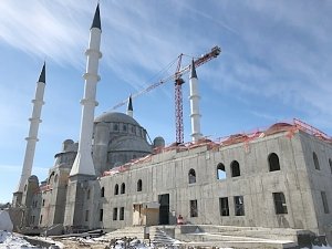 В Соборной мечети в столице Крыма идёт подготовка к внутренней отделке, — депутат Госдумы