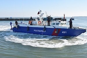 Новые высокоскоростные транспортно-десантные катера Росгвардии заступили на дежурство в Крыму