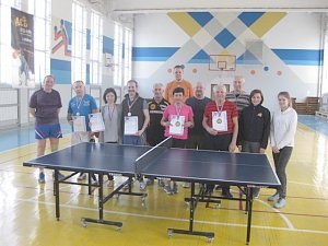 В Таврической академии прошёл турнир по настольному теннису между сотрудников