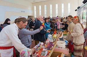 Фестиваль межнациональной дружбы «Армянский базар» прошёл на севере Крыма