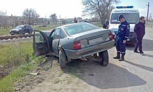 ВАЗ, Opel и Камаз не поделили дорогу в селе Октябрьское Ленинского района