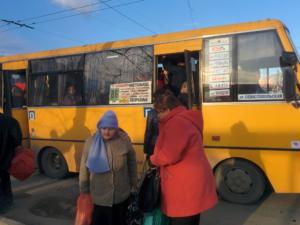Власти Симферополя вновь обещают, что маршрутки будут ездить строго по расписанию