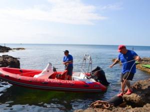 Спасатели с утра возобновили поиски пропавшего аквалангиста в Крыму