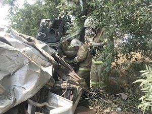 Крымские спасатели помогли в четырех ДТП
