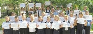 В Севастополе при помощи сотрудников ГИБДД более трехсот детей грамотно составили свой безопасный маршрут «Дом-Школа-Дом"