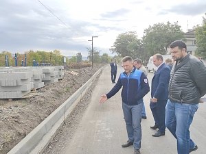 На 15 объектах ремонта дорог в Симферопольском районе установлены грубые нарушения