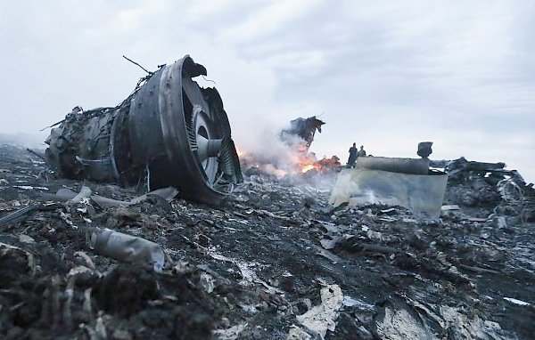 Парламент Нидерландов потребовал расследовать роль Украины в крушении MH17