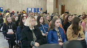 Севастопольские полицейские сообщили студентам об опасности экстремизма