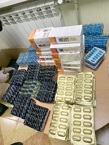 Пограничники на крымской границе задержали крупную партию фармакологических препаратов, запрещенных к ввозу в РФ