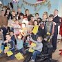 Красноперекопский «Полицейский Дед Мороз» и общественники поздравил детей с наступившим новым годом