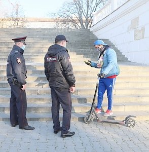 Севастопольские полицейские принимают участие в профилактических мероприятиях по противодействию распространения коронавирусной инфекции