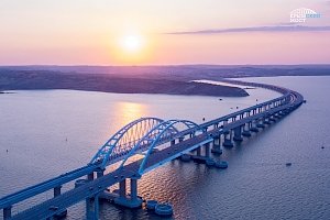 3692 автомобиля за сутки проехало по Крымскому мосту
