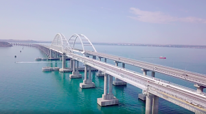 3738 автомобилей за сутки проехало по Крымскому мосту