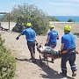 Спасатели оказали помощь двум туристам, попавшим в беду в горах Крыма