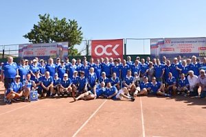 В Севастополе стартовал традиционный теннисный турнир «Большая бескозырка»