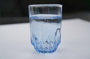 В Симферополе стали завышать цены на бутилированную воду