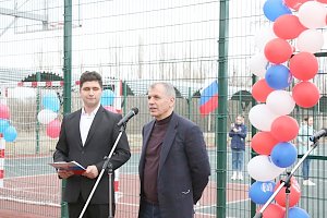В Нижнегорском районе открыта новая спортивная площадка