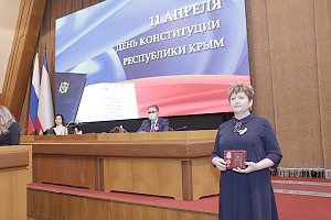 Алла Пономаренко: Каждый гражданин несет ответственность за соблюдение конституционных норм