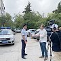 В Севастополе журналисты местного телеканала провели «Один день с участковым»