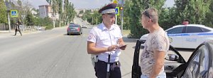 Севастопольские автоинспекторы обнаружили более десятка нарушений на аварийно-опасных участках проезжей части
